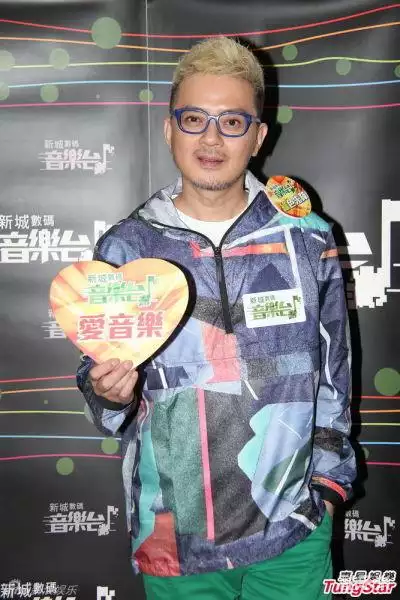 李纯恩
