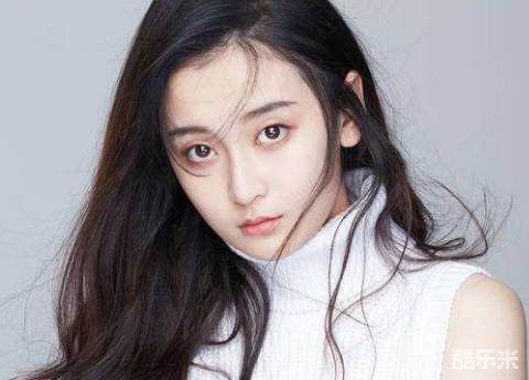李玟希
