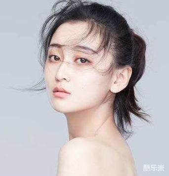 李玟希