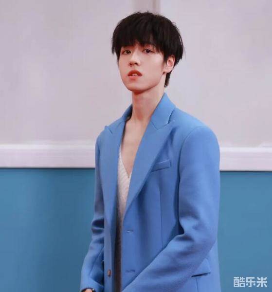 任胤蓬