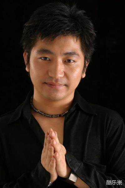 吴彤