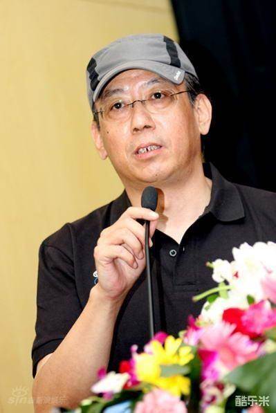 彦小追