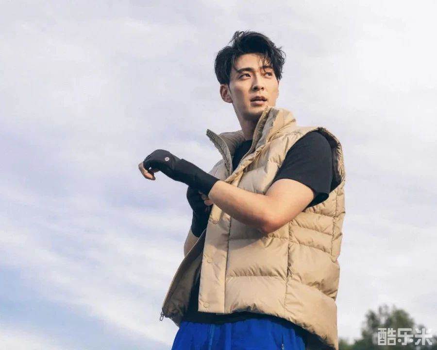李铢衔