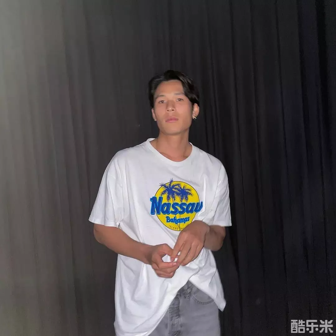 萨特雅克尔·查拉德