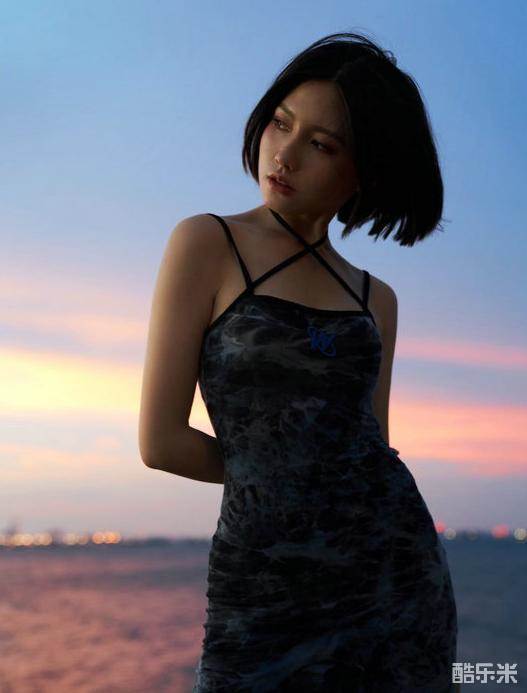桥曜娜