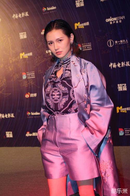 桥曜娜