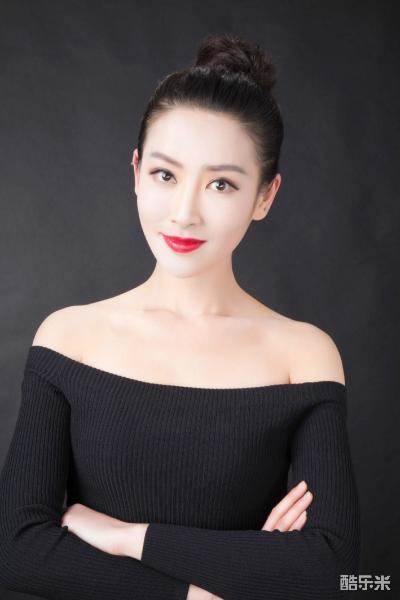 杨卿