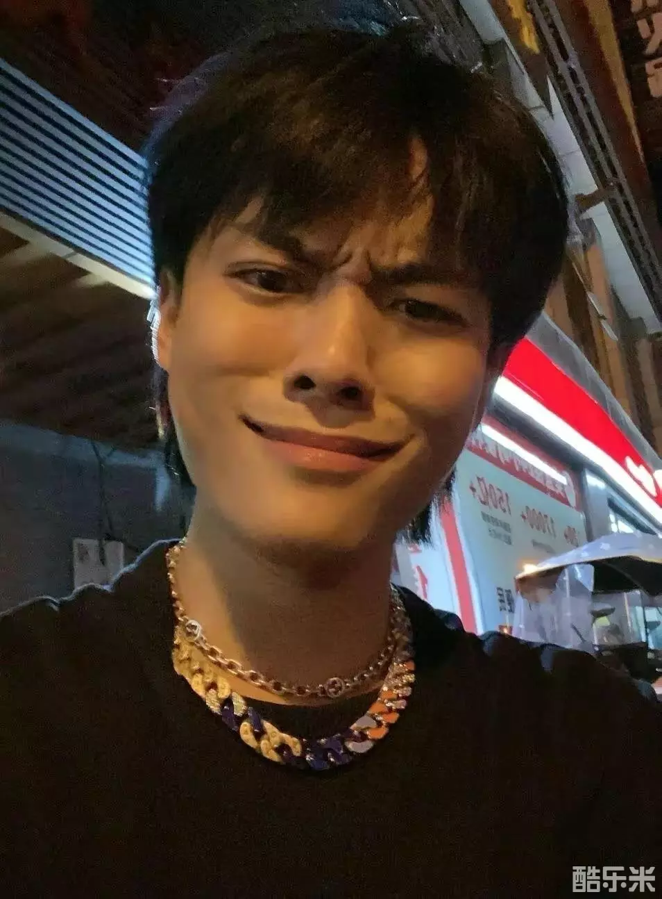 疯狂小杨哥