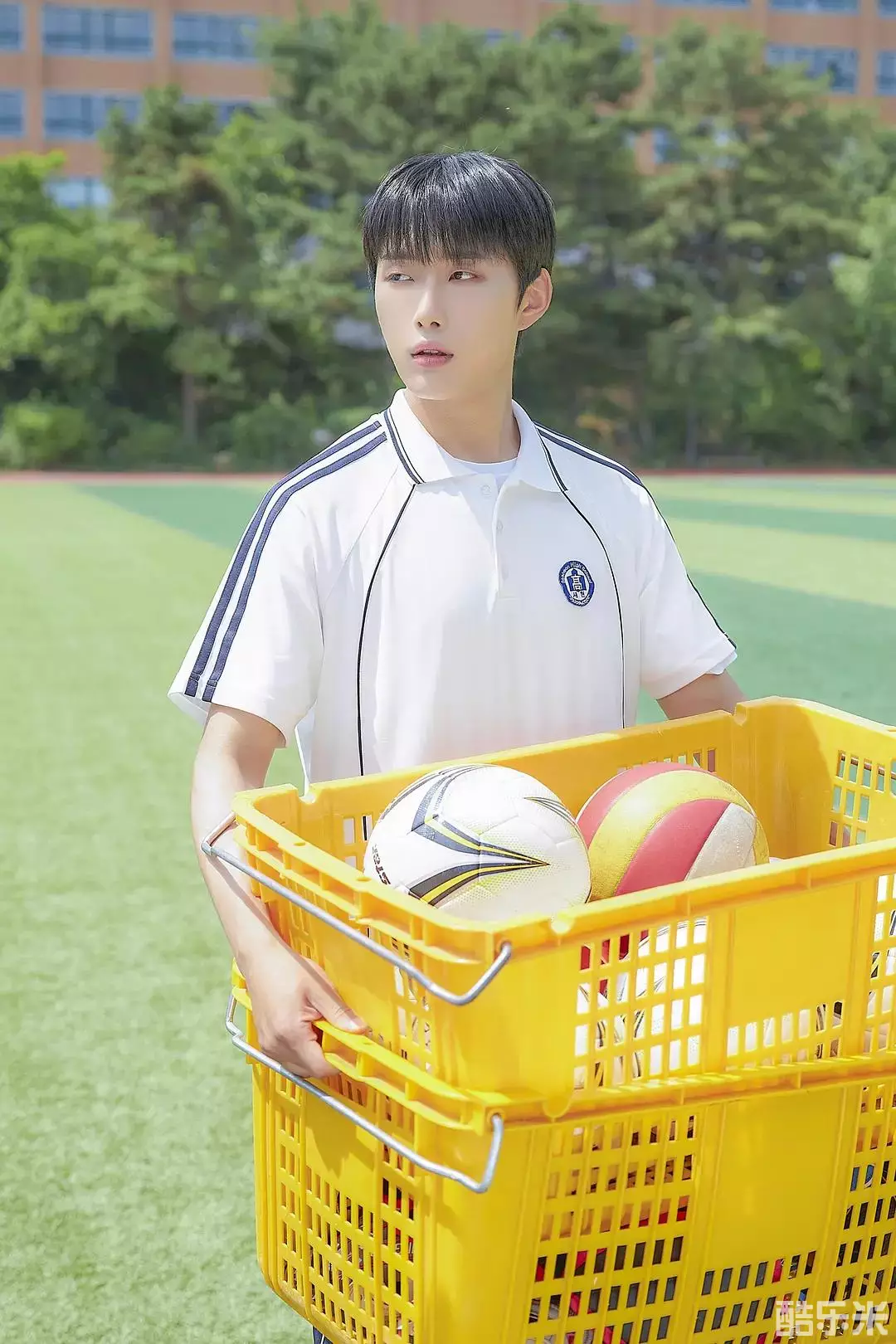 求安慰少年