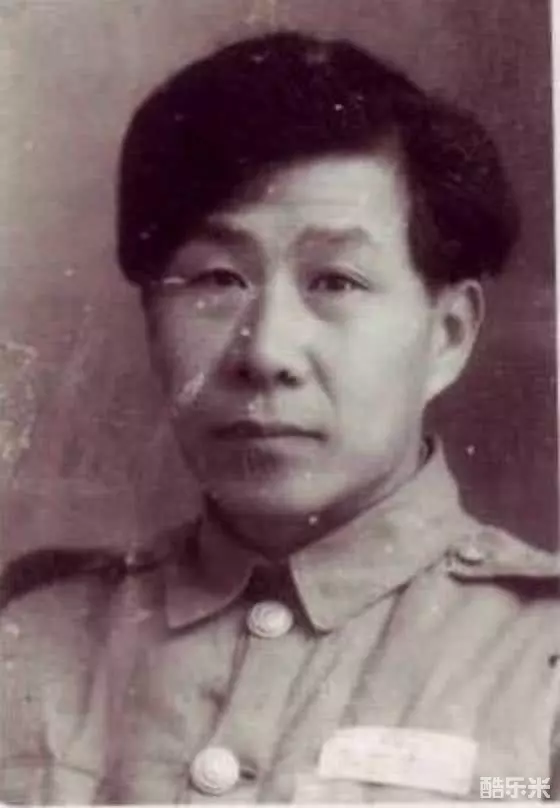 关哉生