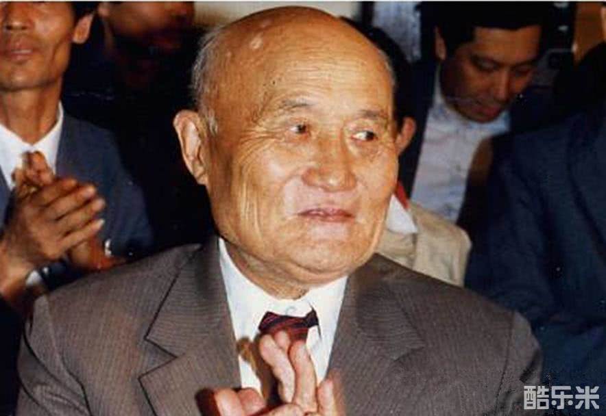 虞哲光