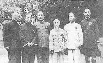 沈志远