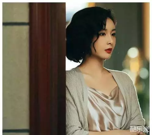 武静丽
