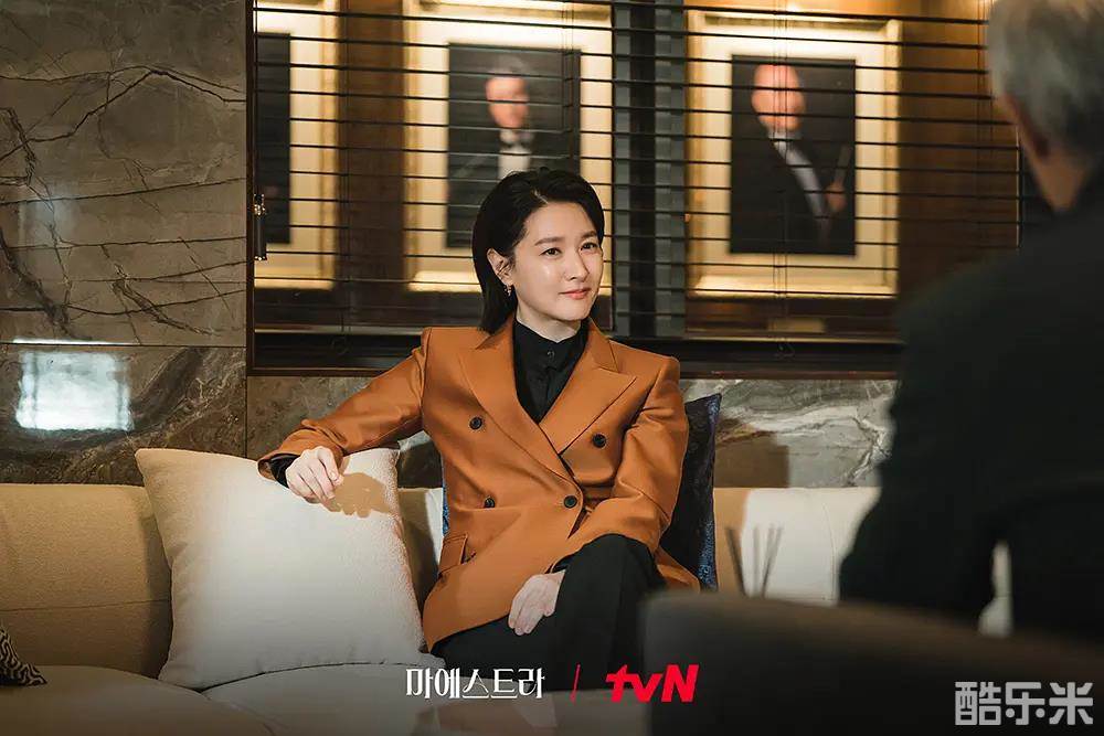 大指挥家: 弦上的真相