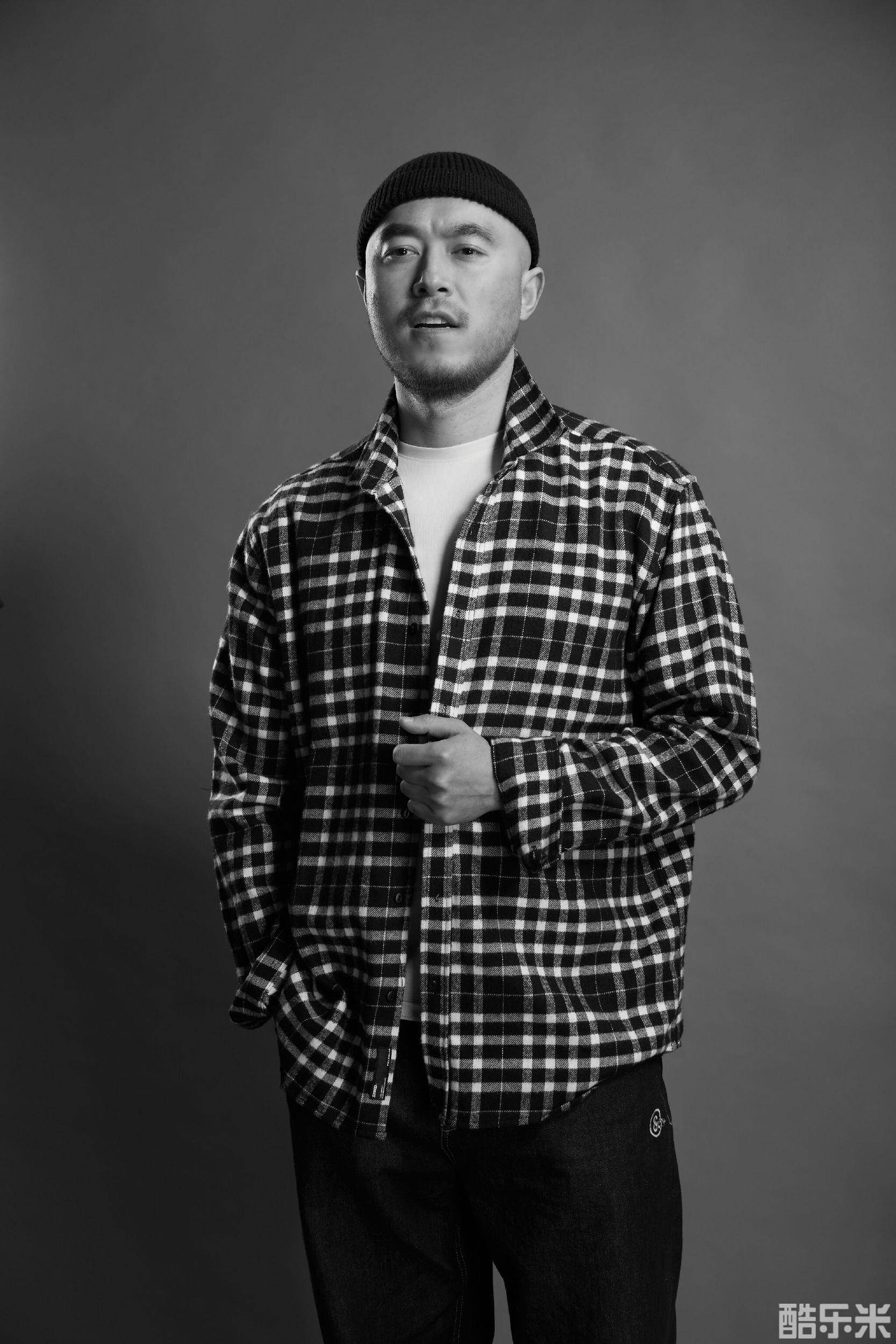 马成龙