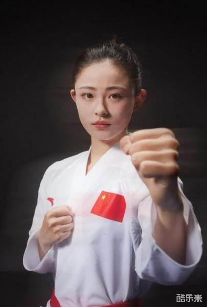 龚莉