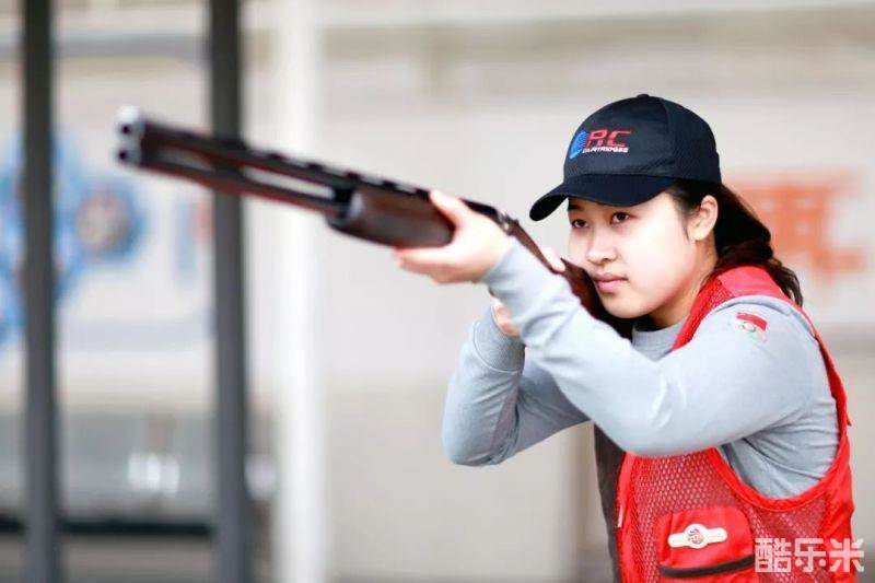 姜冉馨