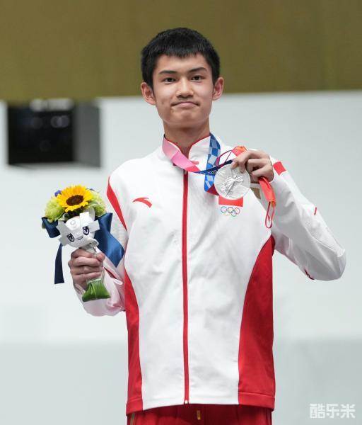 盛李豪