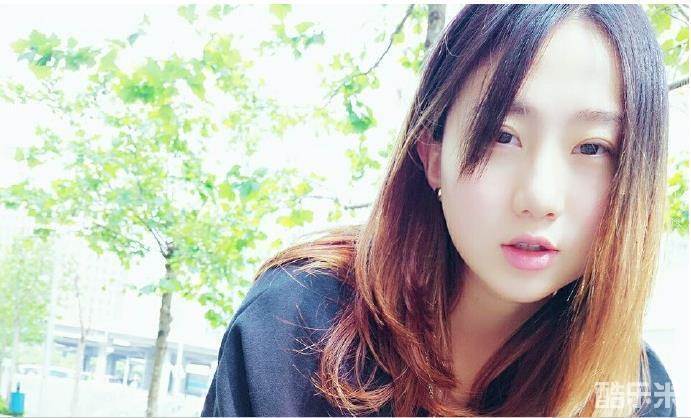 梁馨枰