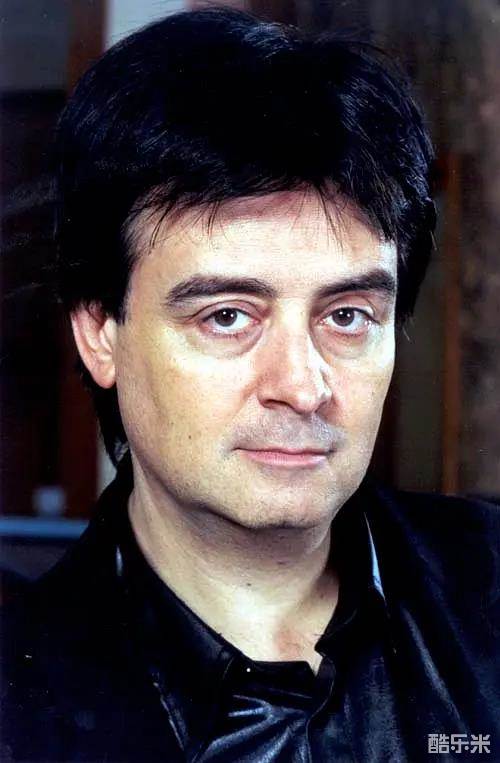 克劳迪奥·西莫内蒂