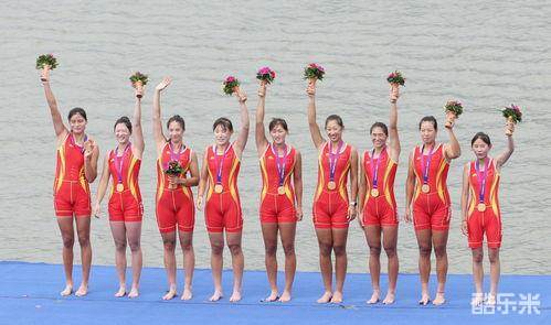 鲍丽郡