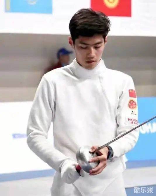 李澍寰