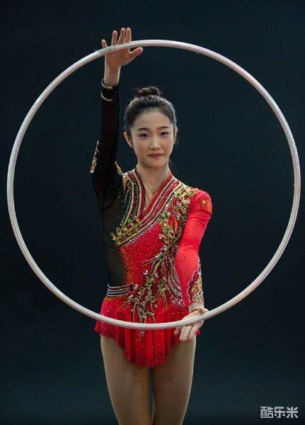黄张嘉洋