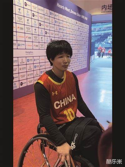 黄晓连