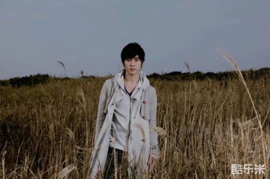 藤卷亮太