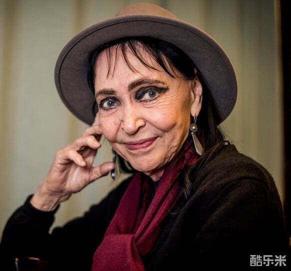 安娜·卡里娜