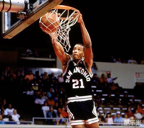 埃尔文·罗伯特森