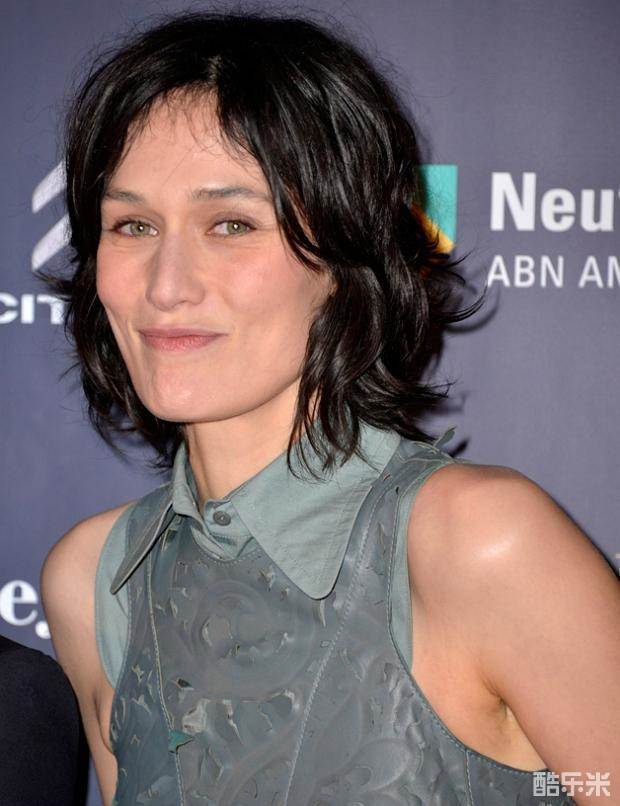 克洛蒂尔德·埃斯姆