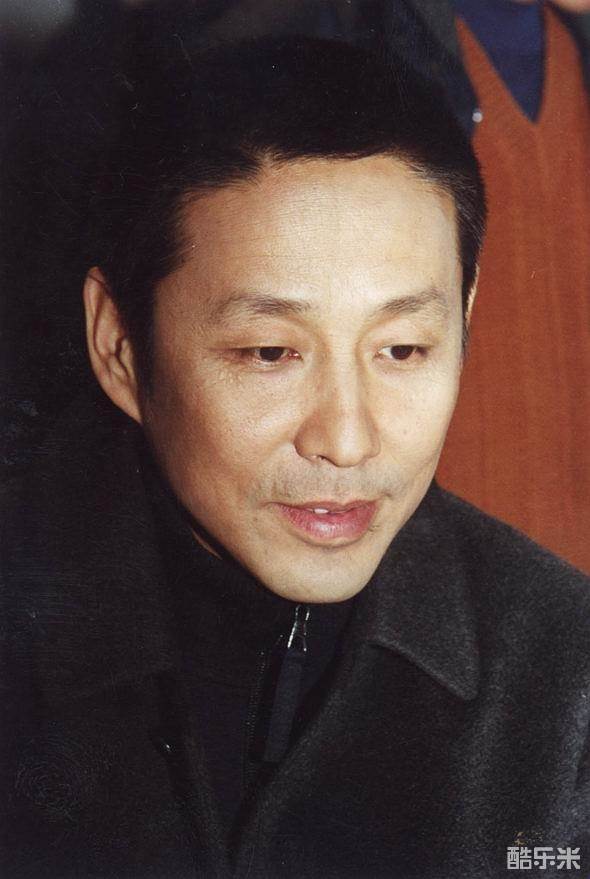 黑洞