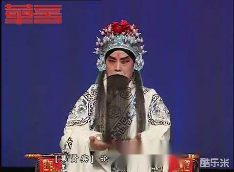 黄小午