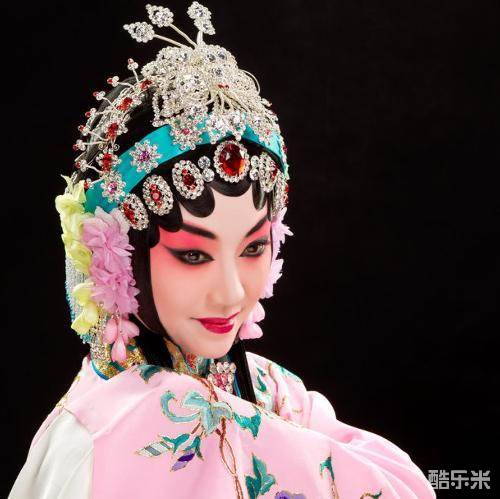 张璇