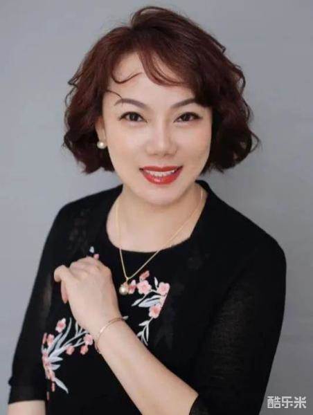 熊明霞