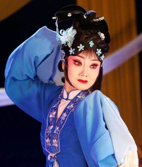 贾菊兰