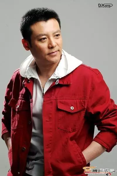 彭振中