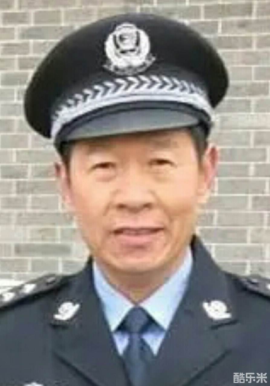 唐启荣