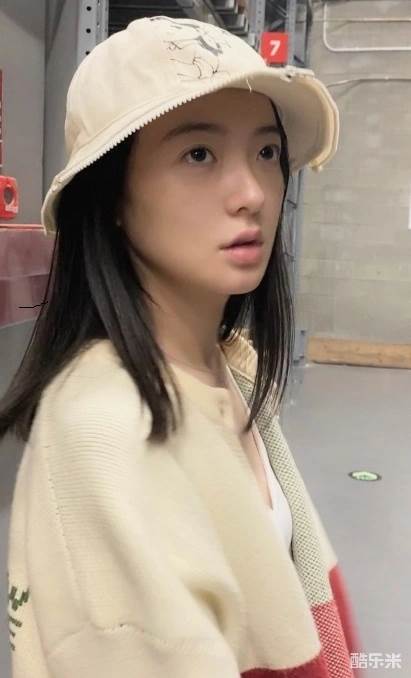 毕梦格