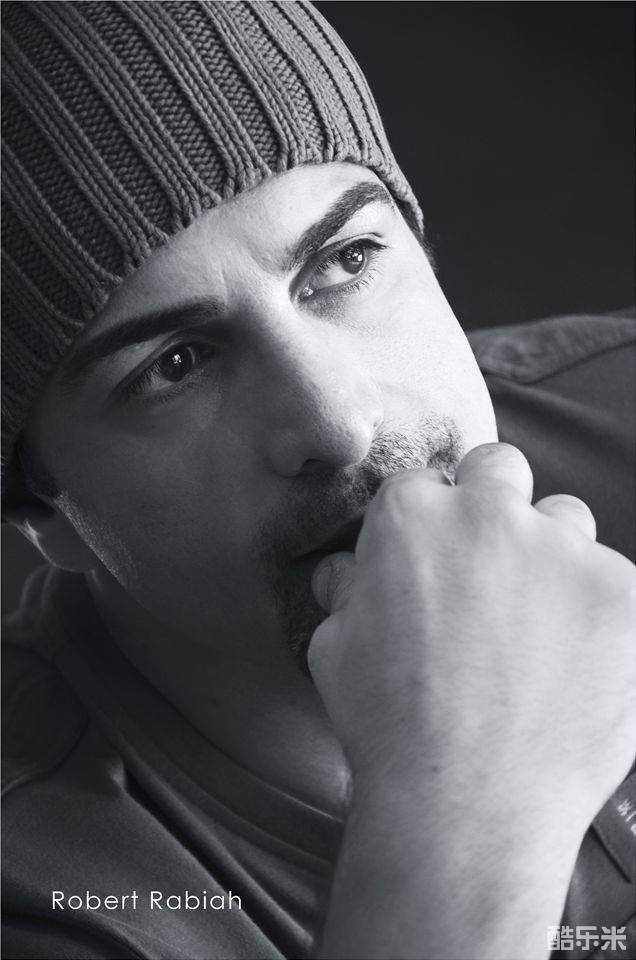 罗伯特·拉比亚