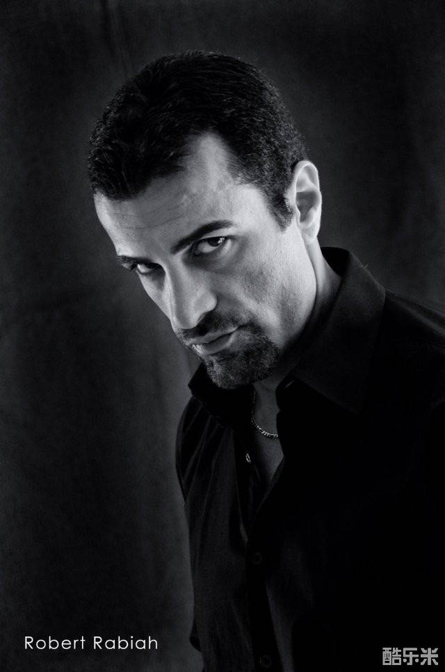 罗伯特·拉比亚